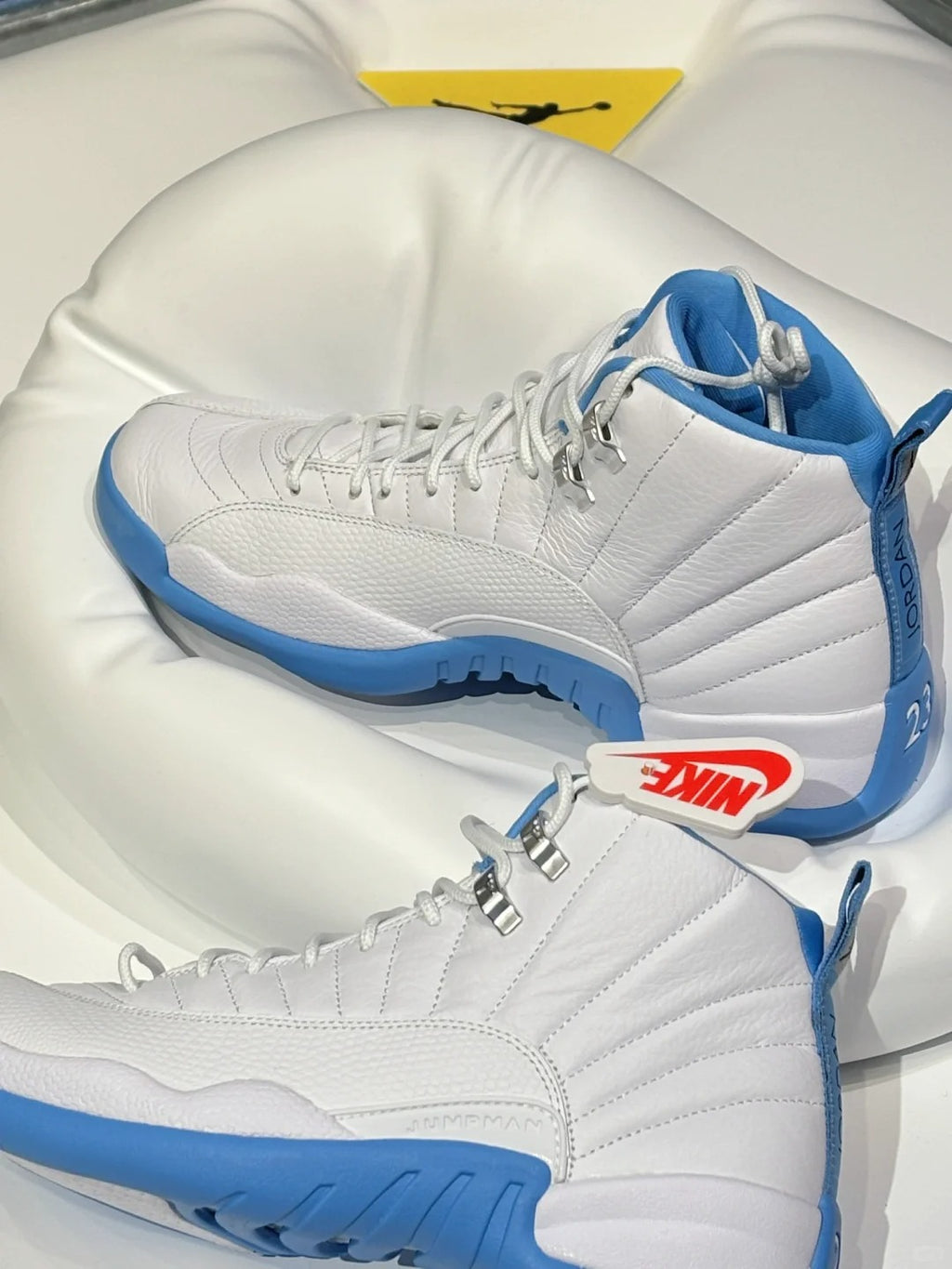 White Blue High Top Sneakers Men Retro Basketball Shoes