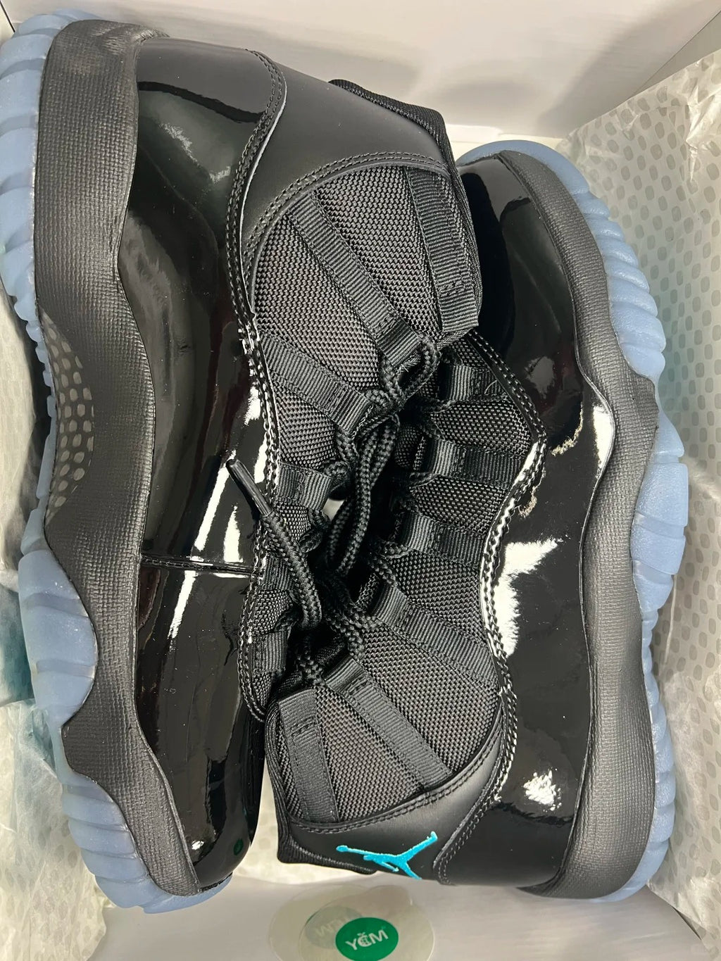 Black High Top Sneakers Men Retro Basketball Shoes