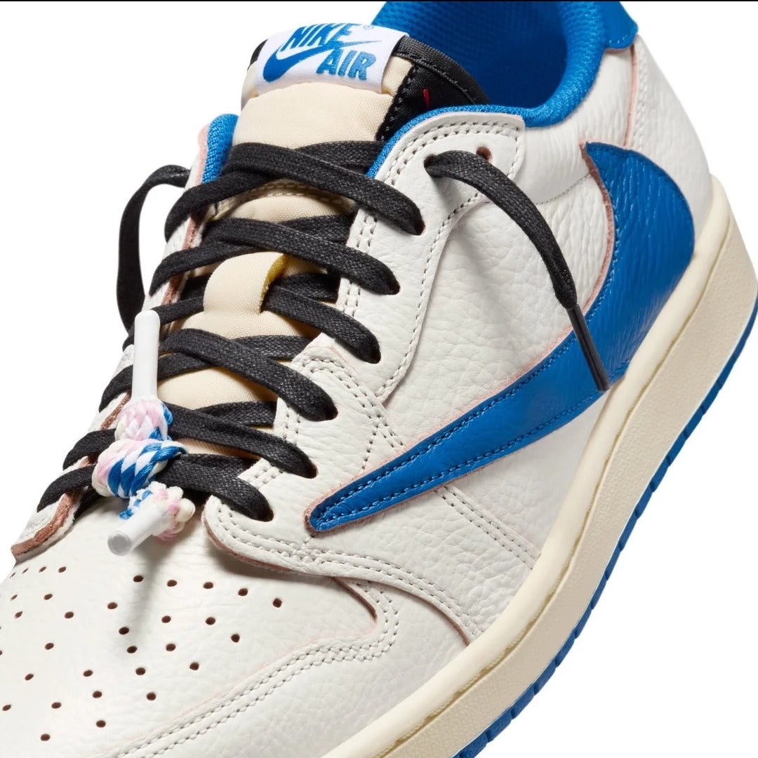 Cream Blue Low Top Sneakers Men Retro Casual Skate Shoes