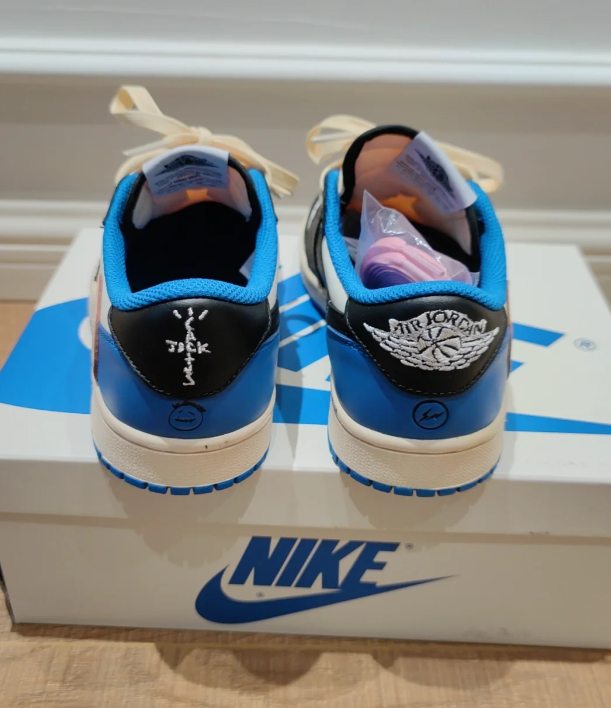Black White Blue Low Top Sneakers Men Retro Casual Skate Shoes