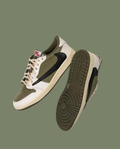 Olive Cream Low Top Sneakers Men Retro Casual Skate Shoes