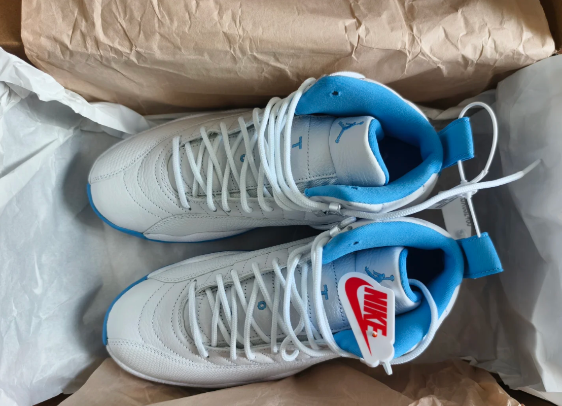 White Blue High Top Sneakers Men Retro Basketball Shoes