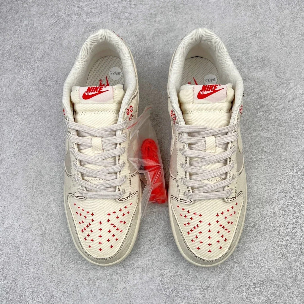 Cream Red Low Top Sneakers Men Retro Casual Skate Shoes