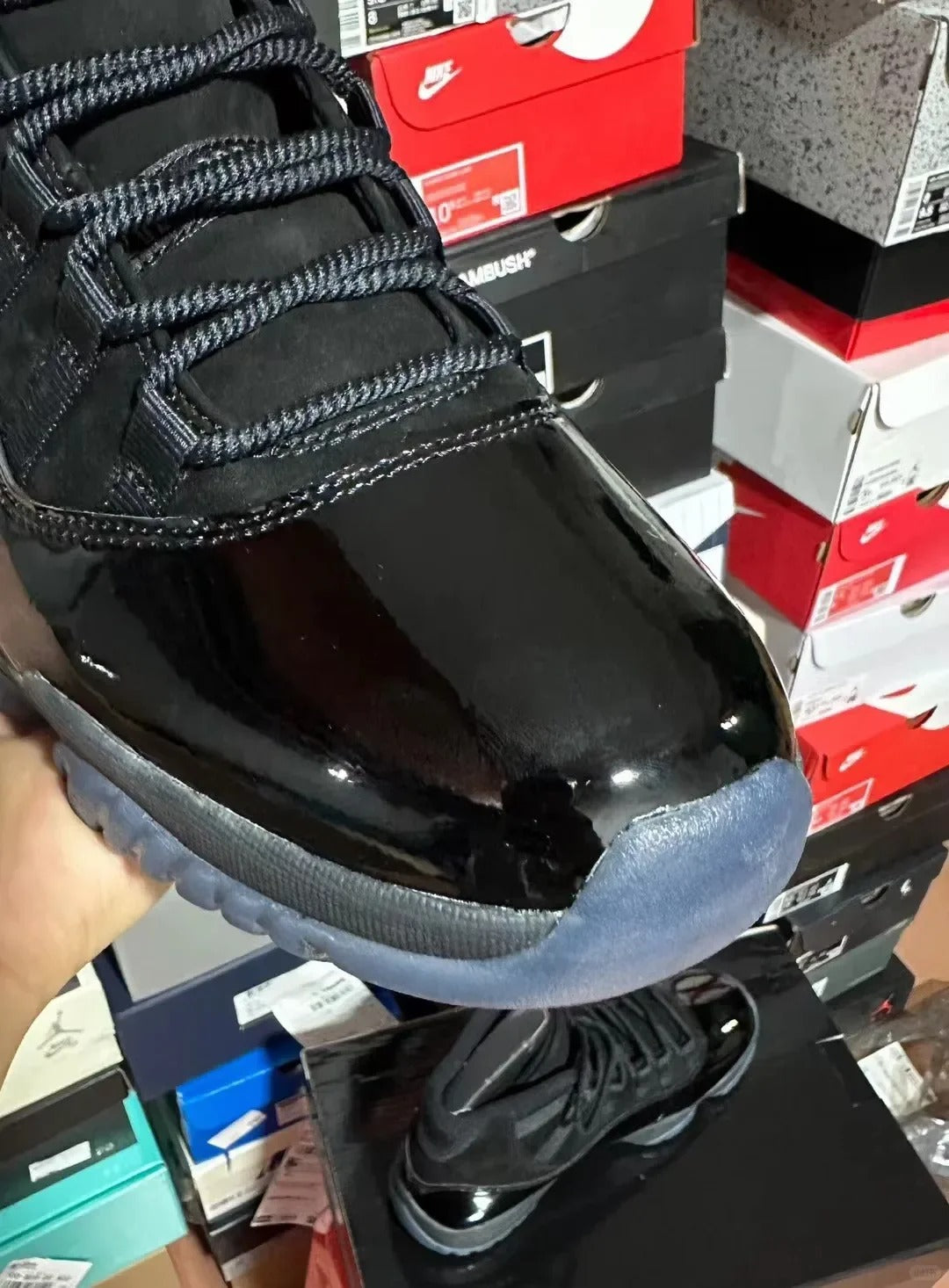 Black High Top Sneakers Men Retro Basketball Shoes