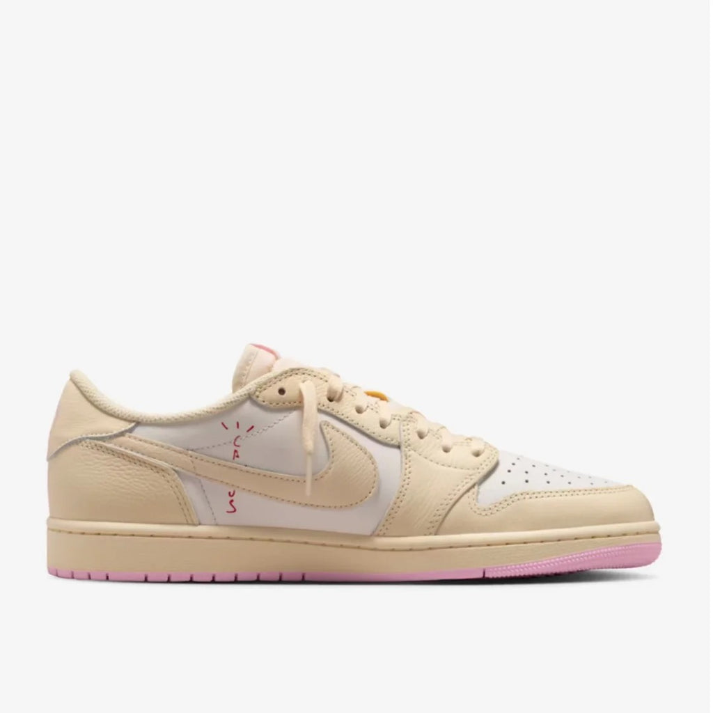 Cream Pink Low Top Sneakers Men Retro Casual Skate Shoes
