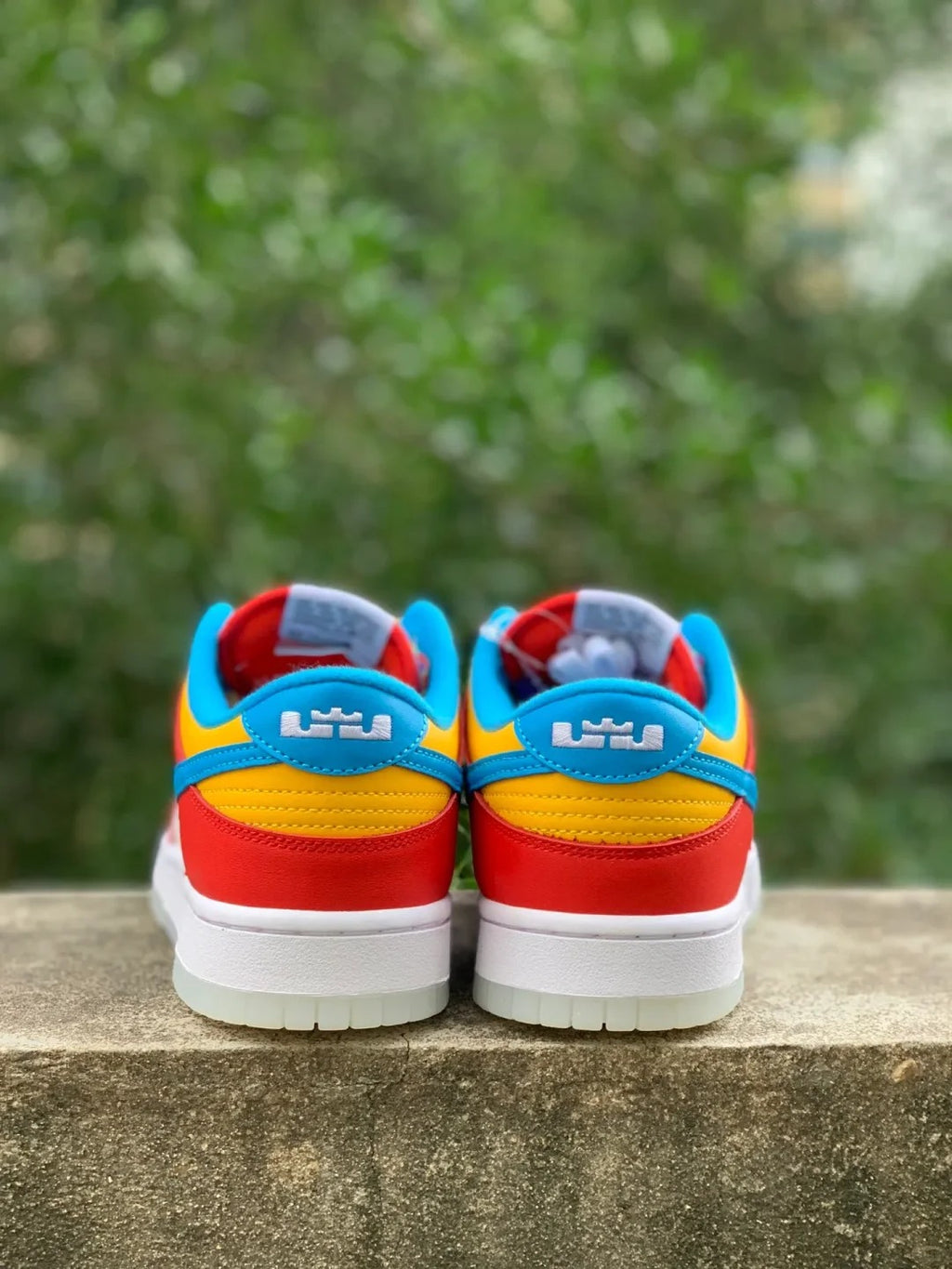 Red White Low Top Sneakers Men Retro Casual Skate Shoes