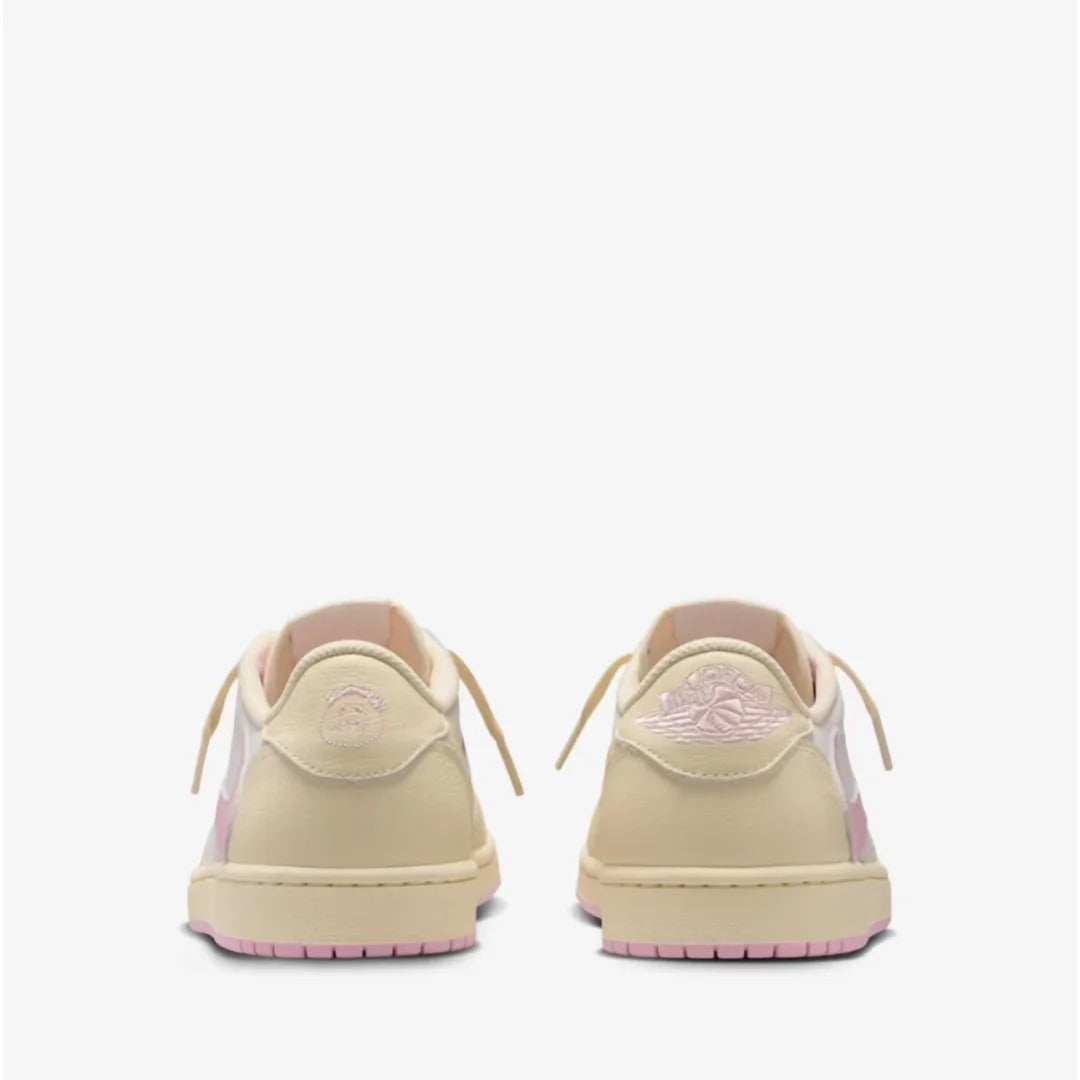 Cream Pink Low Top Sneakers Men Retro Casual Skate Shoes