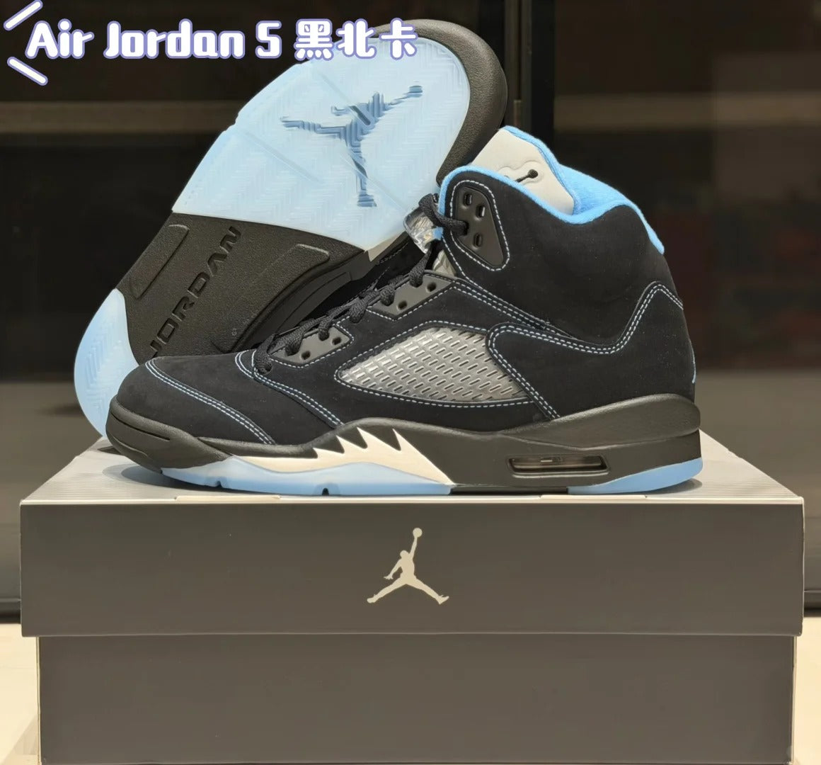 Black Blue Mid Top Sneakers Men Retro Basketball Shoes
