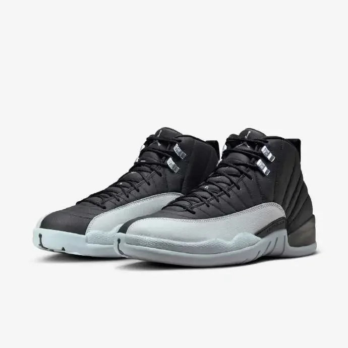 Black Grey Mid Top Sneakers Men Retro Basketball Shoes
