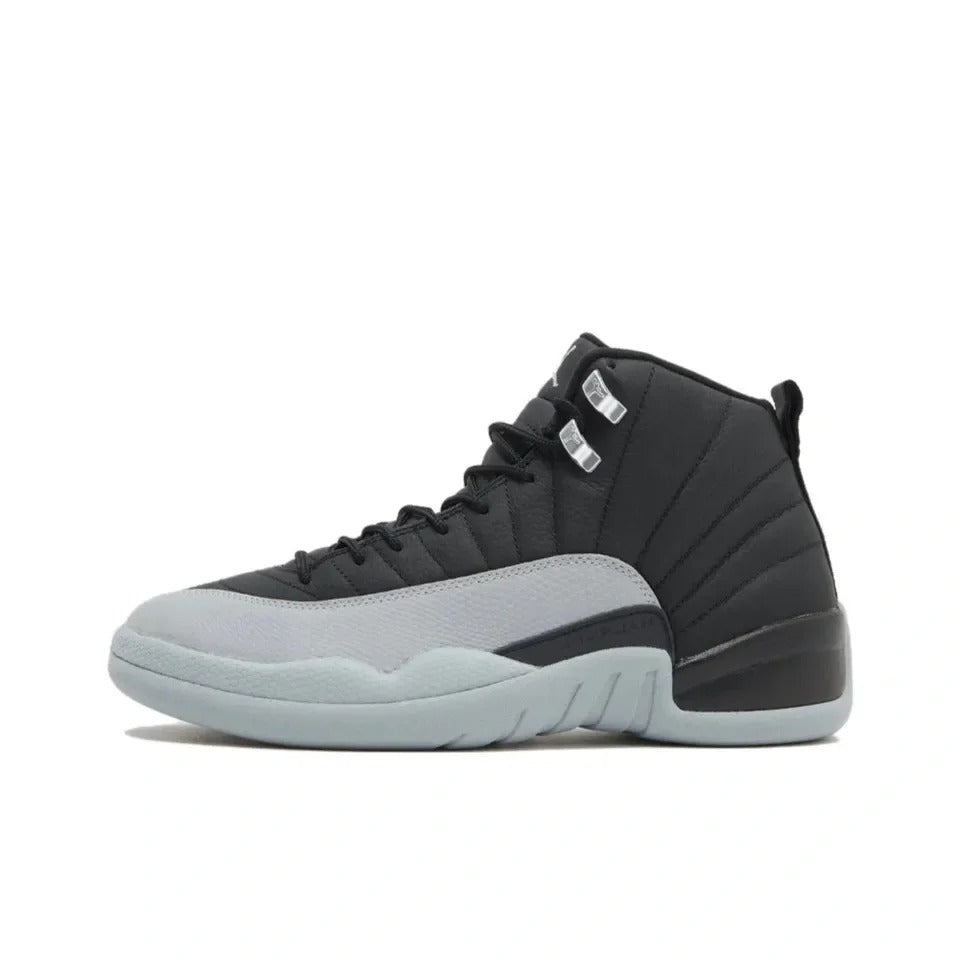 Black Grey Mid Top Sneakers Men Retro Basketball Shoes