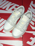 Cream Low Top Sneakers Men Retro Casual Skate Shoes