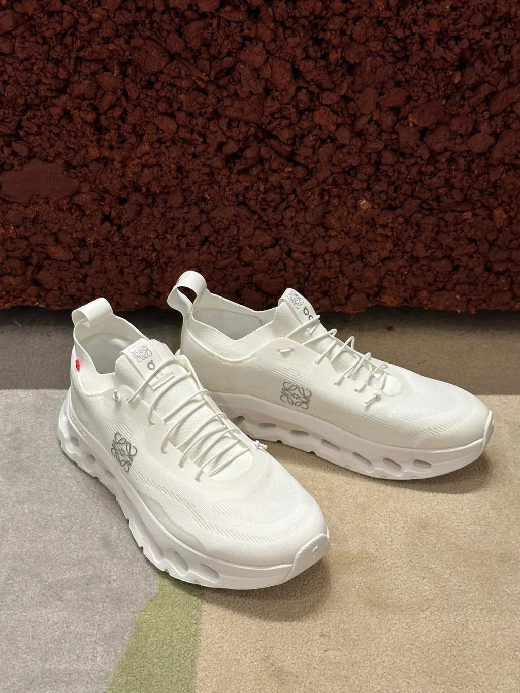 White Low Top Sneakers Men Retro Casual Running Shoes