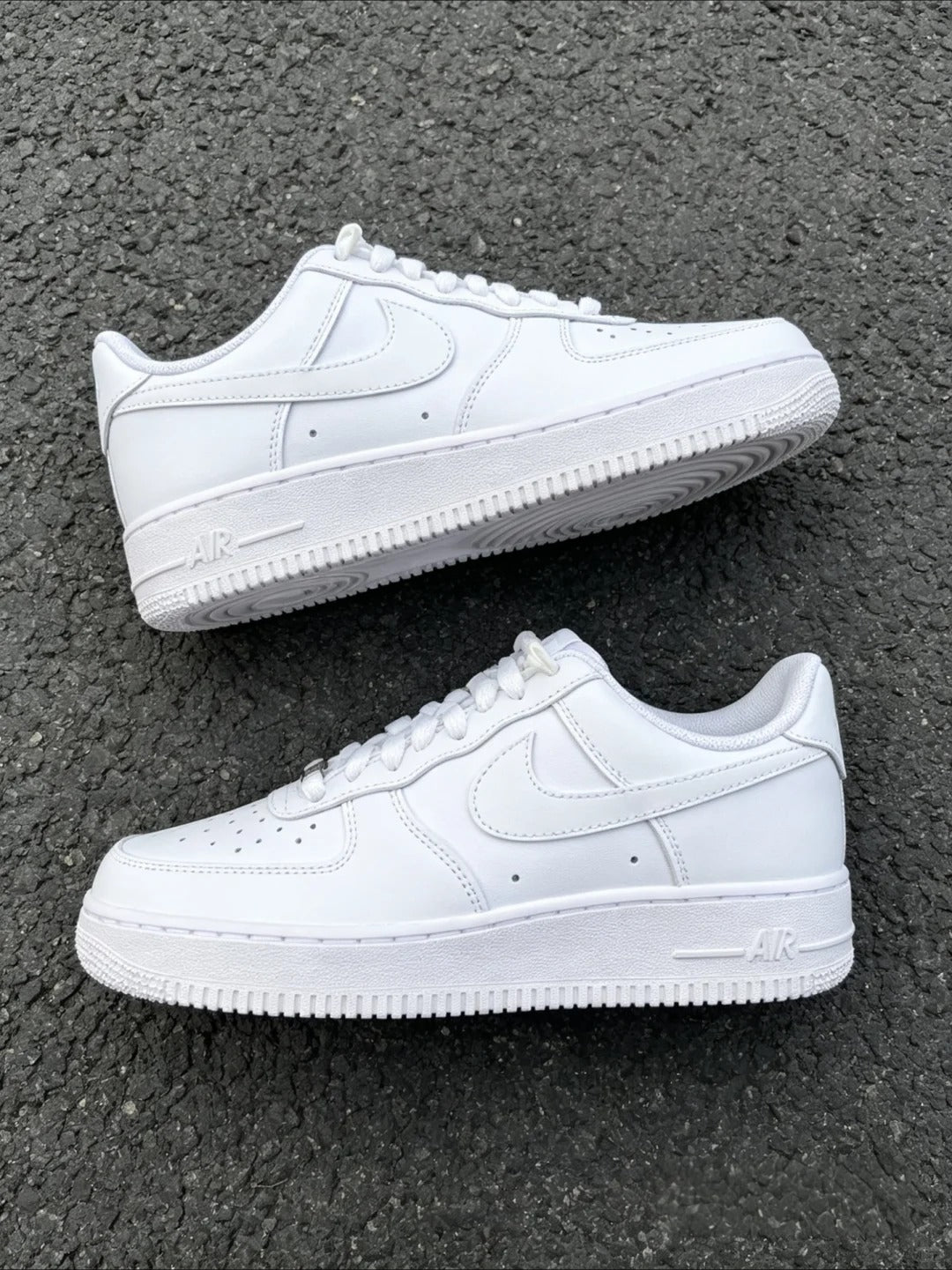 White Low Top Sneakers Men Retro Casual Skate Shoes