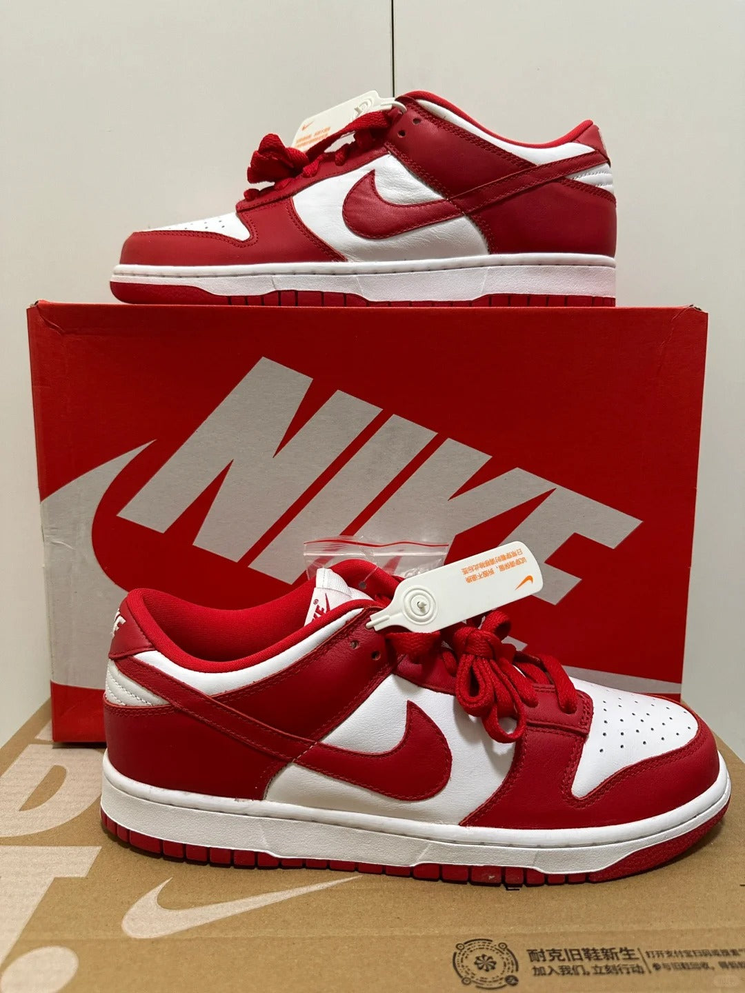 White Red Low Top Sneakers Men Retro Casual Skate Shoes