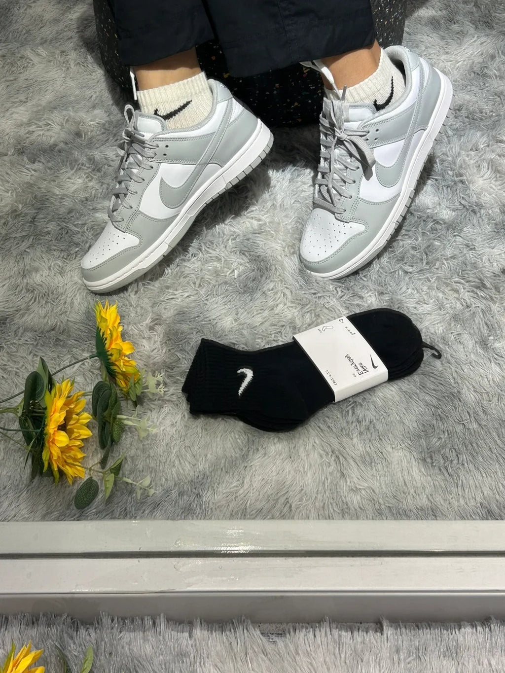 White Grey Low Top Sneakers Men Retro Casual Skate Shoes