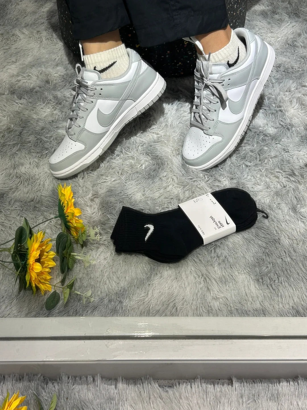 White Grey Low Top Sneakers Men Retro Casual Skate Shoes