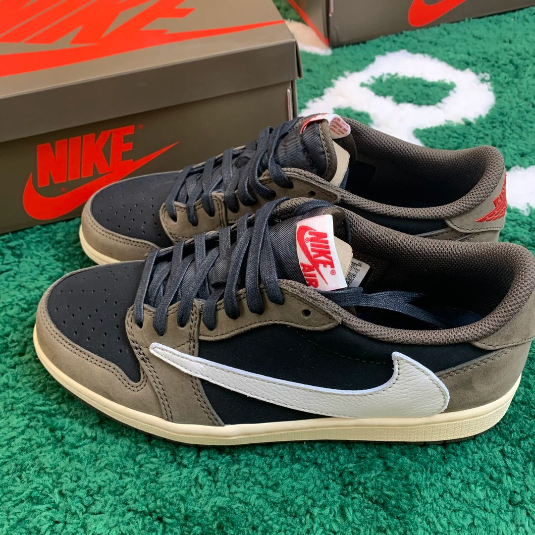 Black Brown Low Top Sneakers Men Retro Casual Skate Shoes