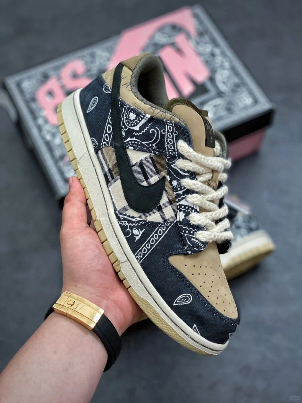 Navy Paisley Low Top Sneakers Men Retro Casual Skate Shoes