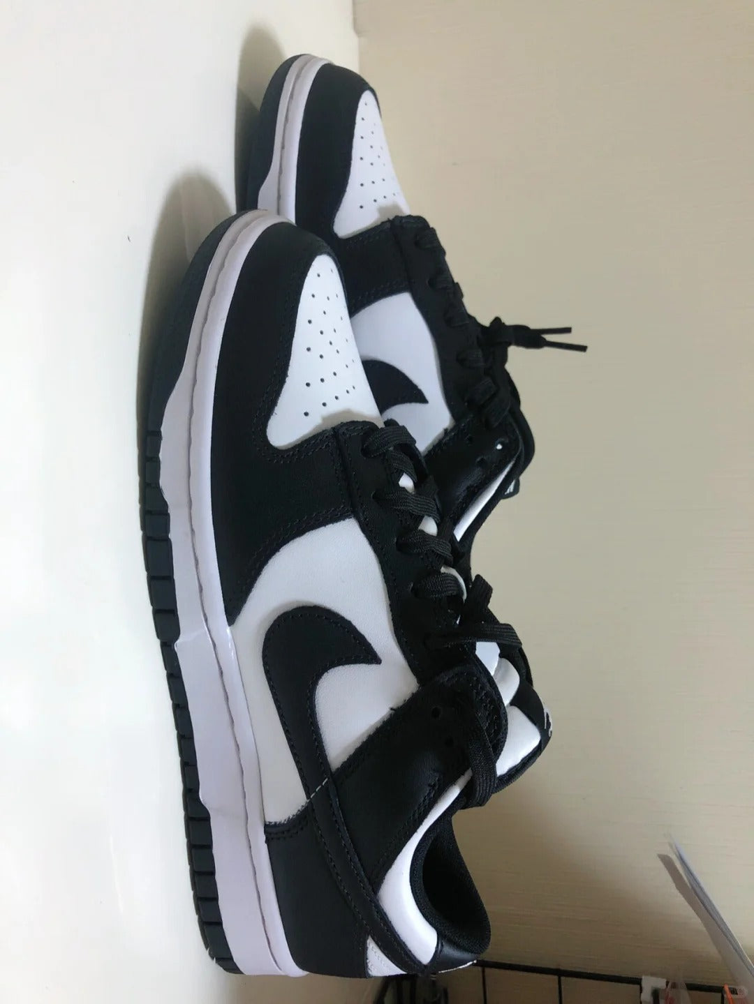 Black White Low Top Sneakers Men Retro Casual Skate Shoes