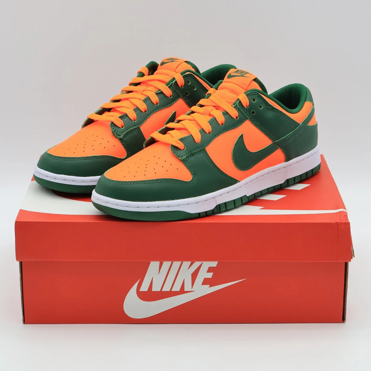 Green Orange Low Top Sneakers Men Retro Casual Skate Shoes
